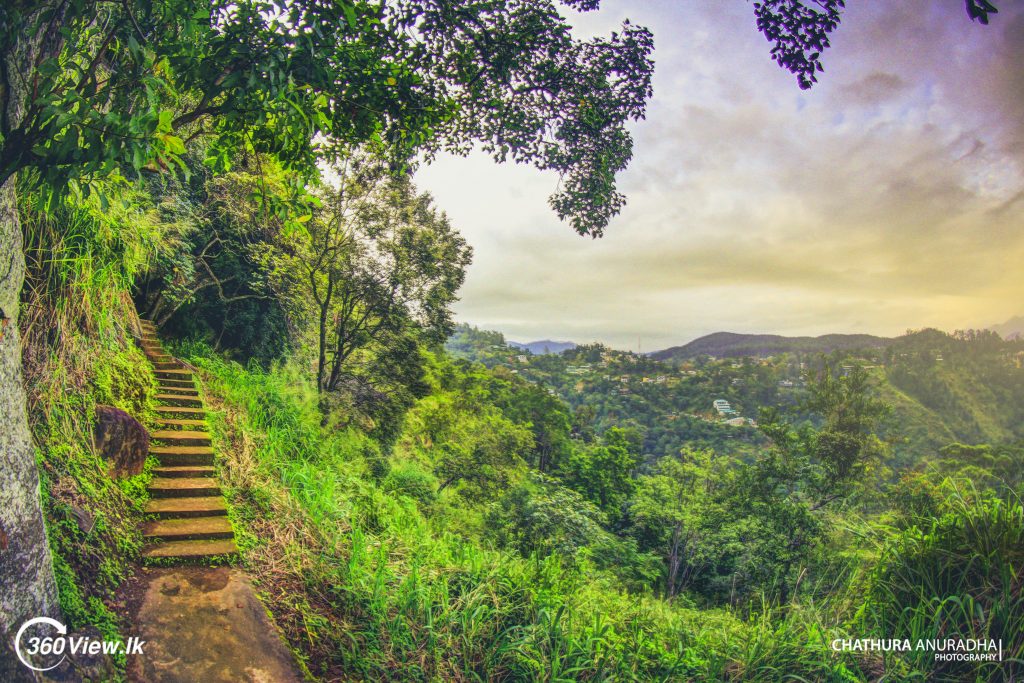 Road to Ravana Cave