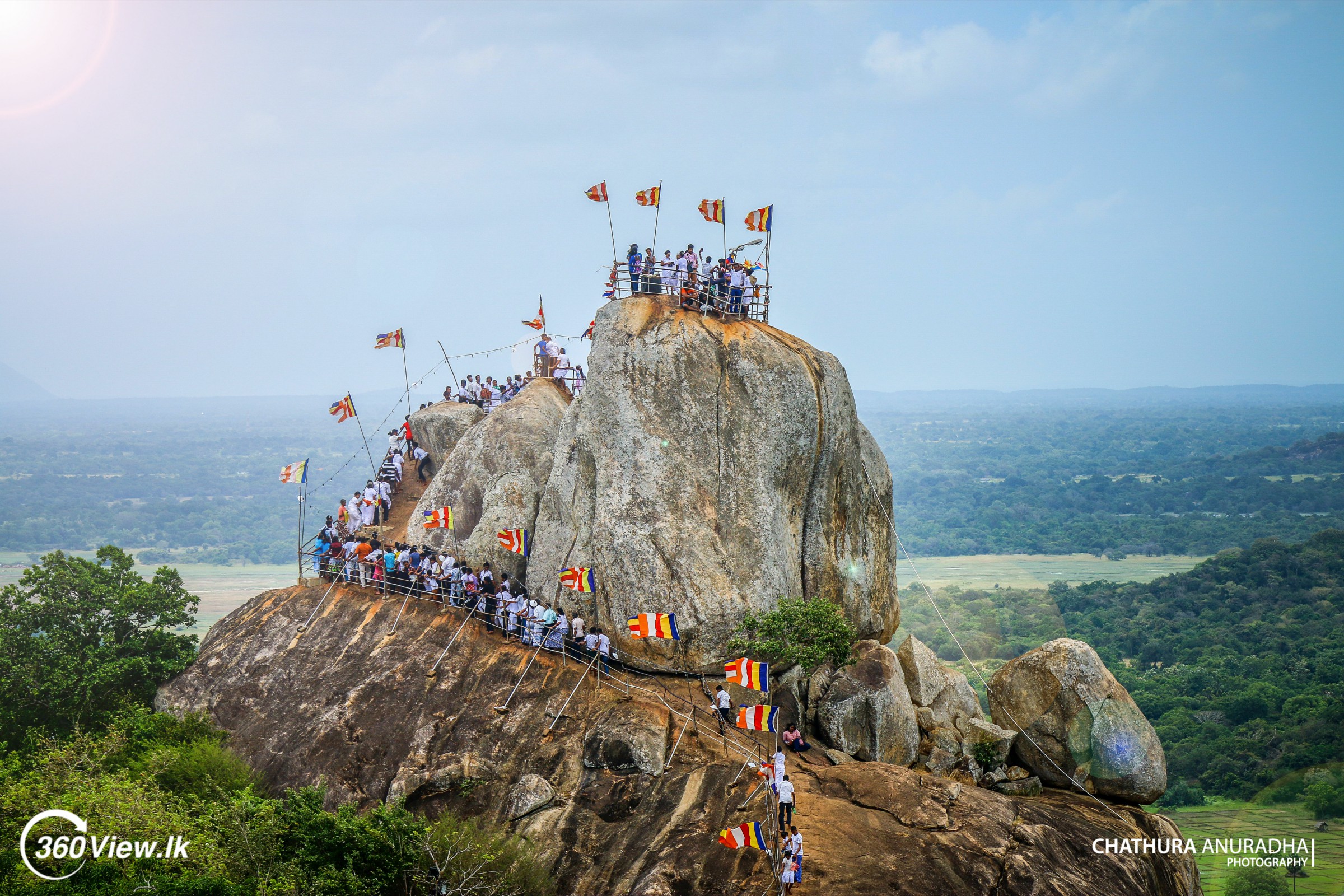 Mihinthalaya – The Rock of Buddhists