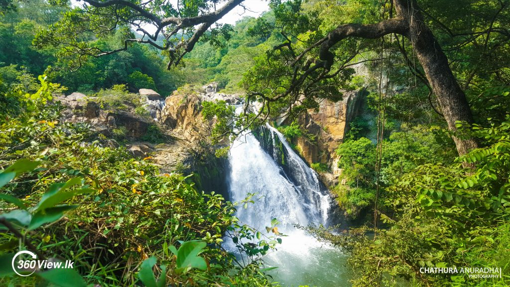 Duwili Ella Waterfall