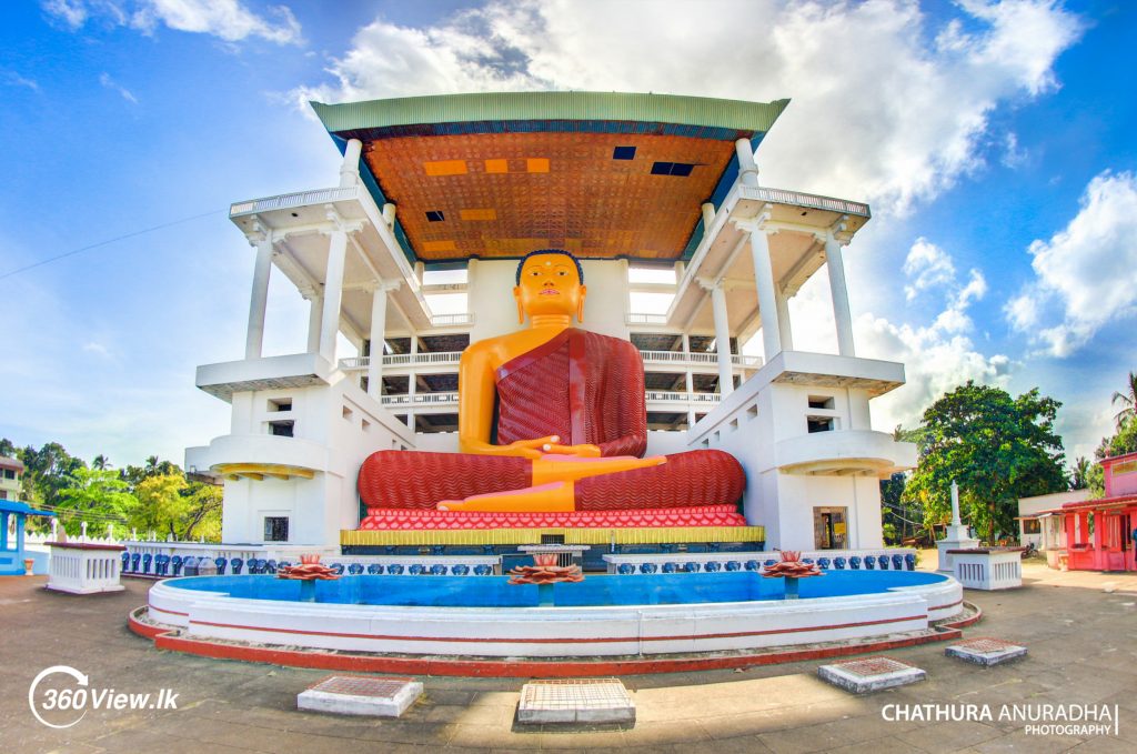 Large Buddha Statue at Weherahena Viharaya