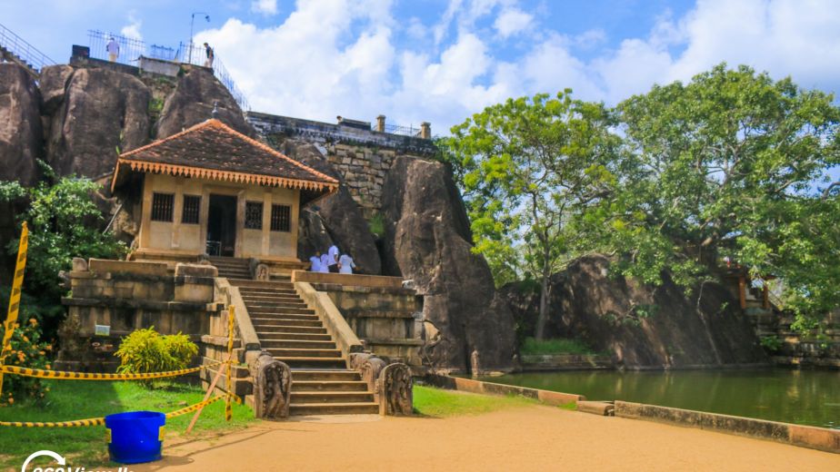 Isurumuniya Viharaya