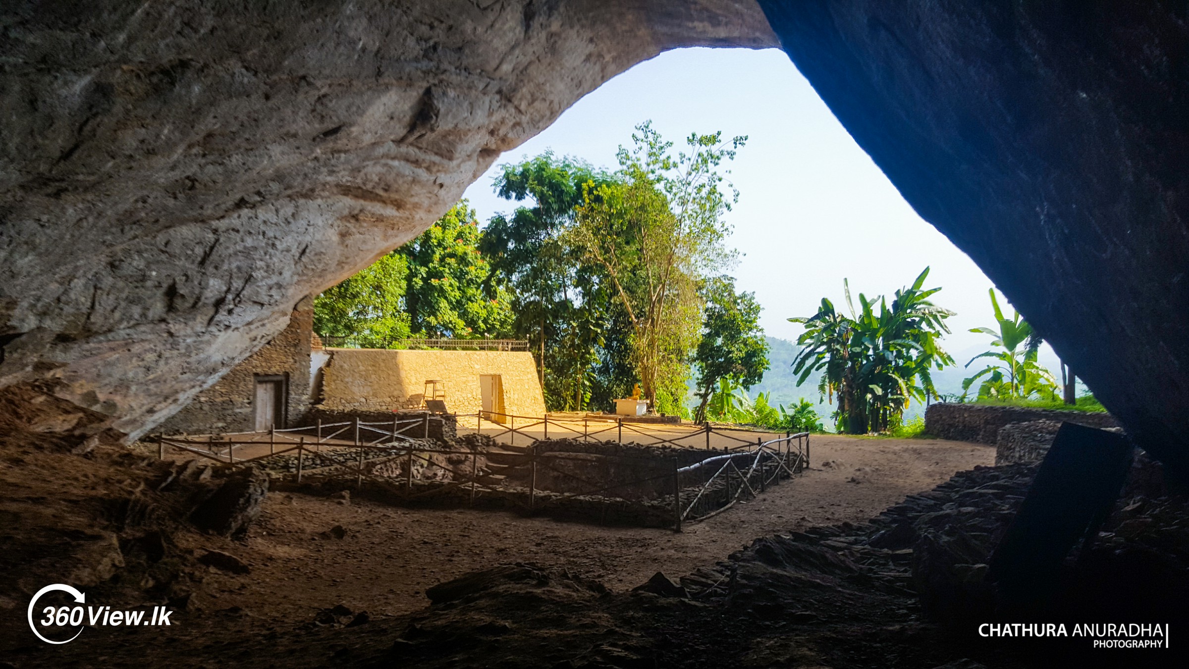 Pahiyangala Lena ( Fa Hien Cave )