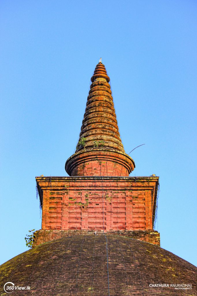 Stupa at Dematamal Viharaya
